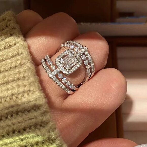 18k White Gold Diamond Ring Pave Diamond Statement Ring - Picture 1 of 8